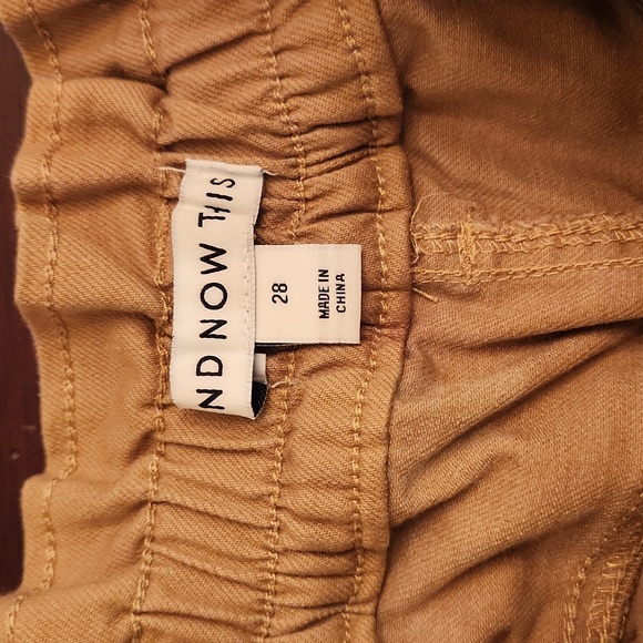 AndNowThis khaki high waisted shorts - Picture 3 of 3